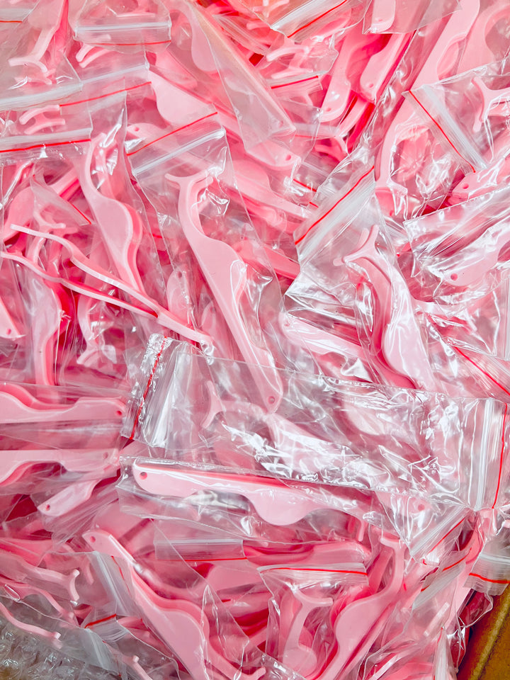 1 x pink Lash Applicator