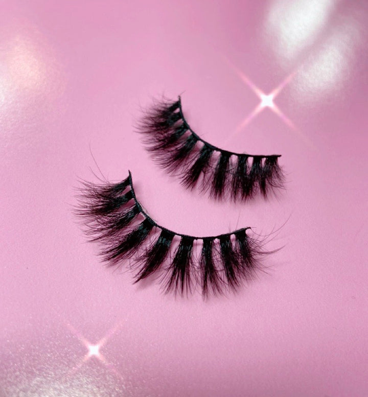 *New* Luxury 4D Faux Mink “Diva”