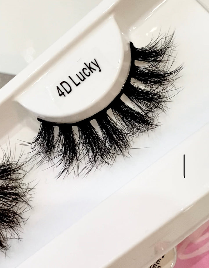 *New* Luxury 4D Faux Mink “Lucky”