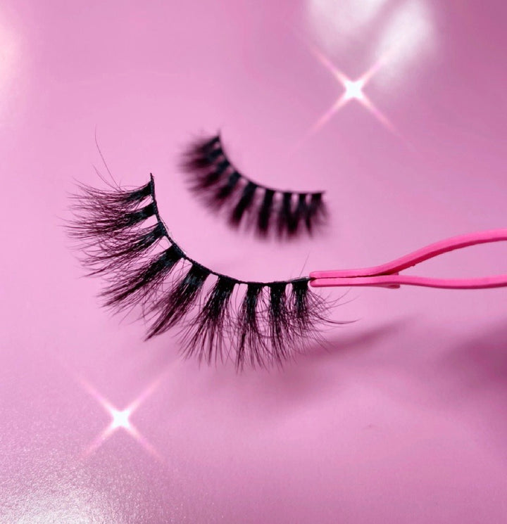 *New* Luxury 4D Faux Mink “Diva”